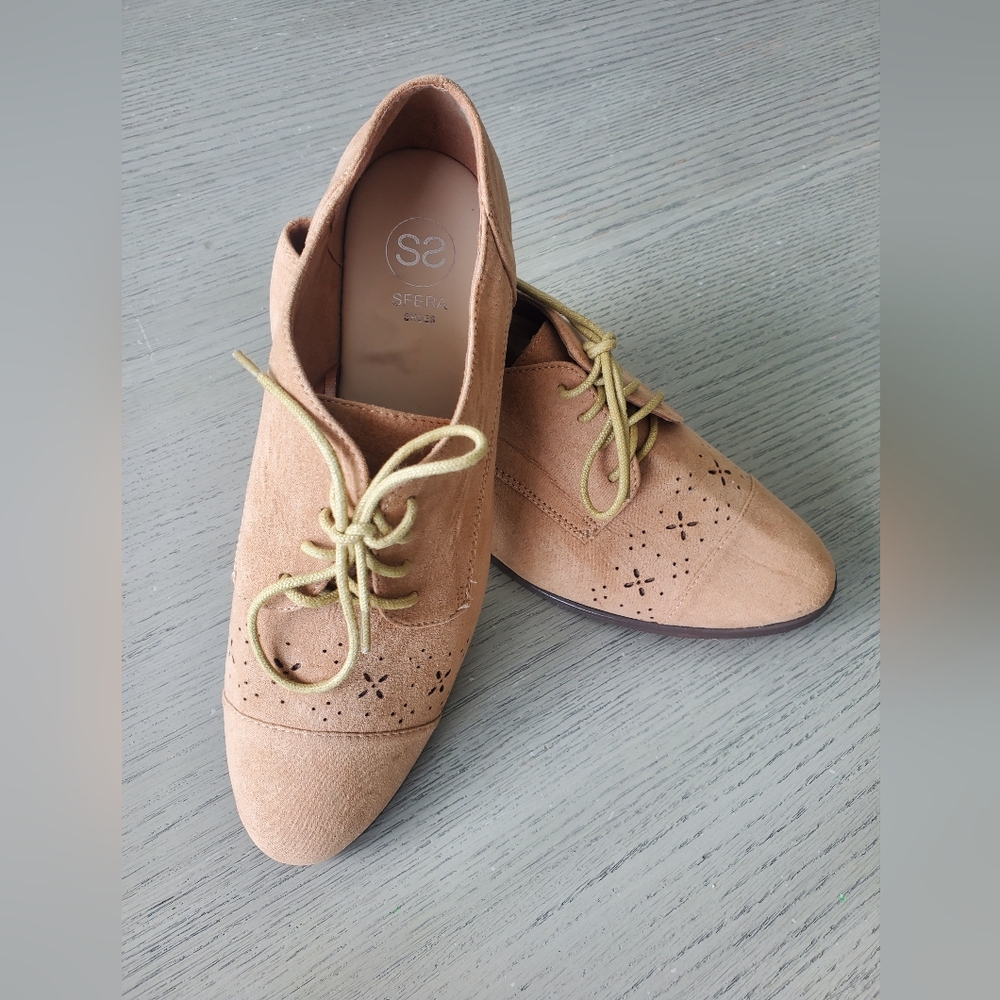 SFERA Women's Tan Suede Lace-Up Shoes